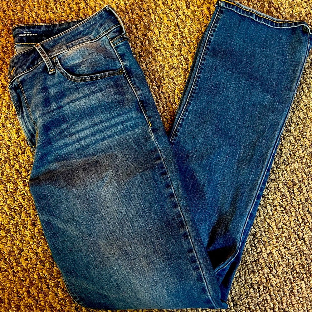 Mid rise bootcut 🤩